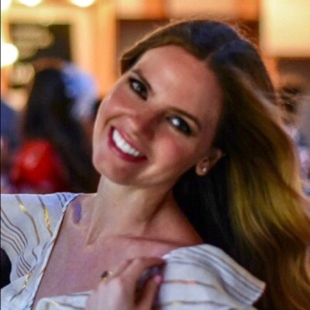 Meet your Posher, Lauren